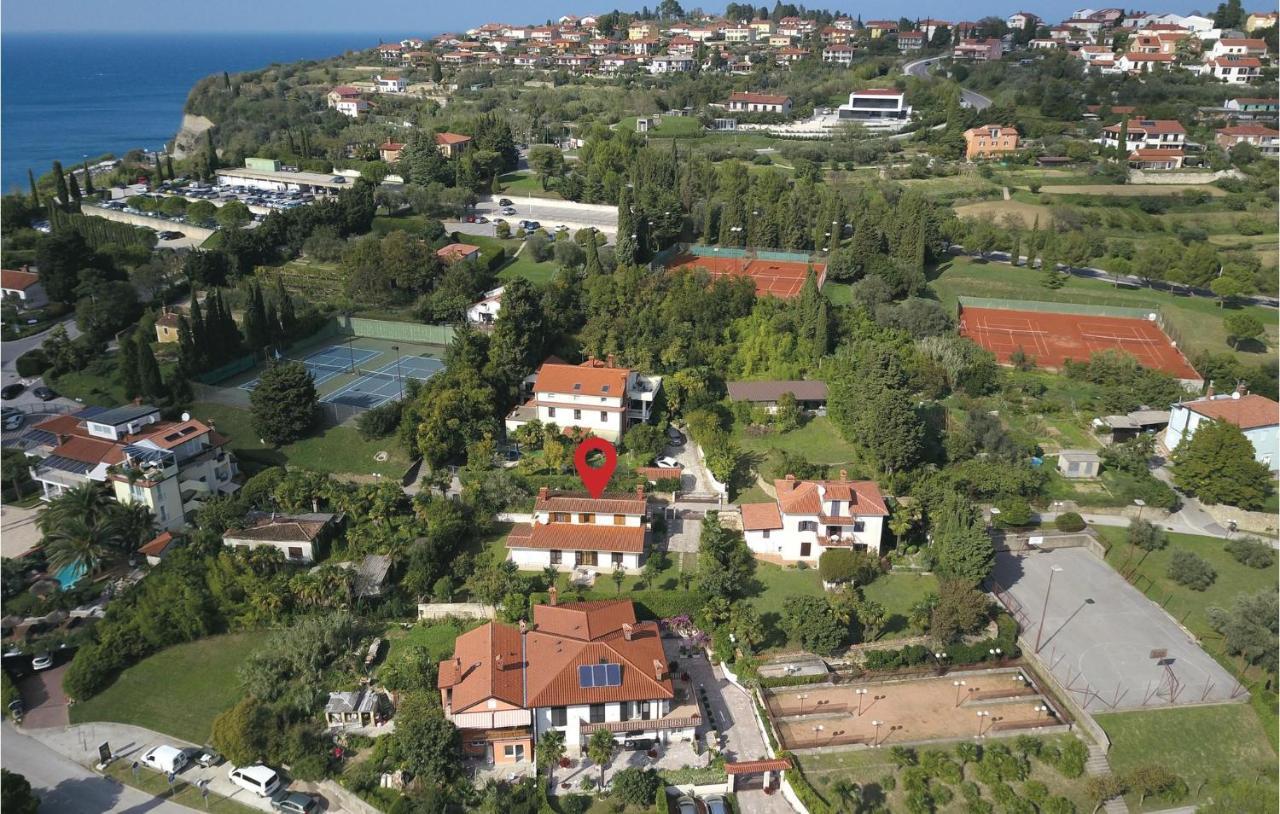Awesome Apartment In Portoroz With Wifi Extérieur photo